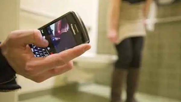  The husband blackmailed his wife by taking personal videos in her bedroom in Karnataka. 