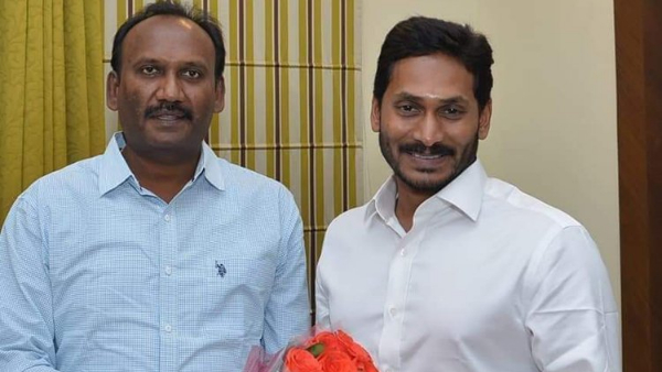 Ysrcp key leader quit from the party..?