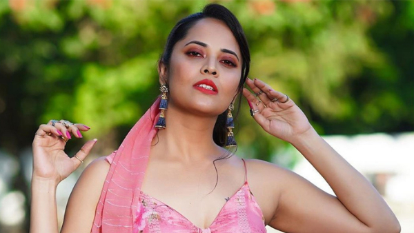 actress anasuya bold challenge to the men