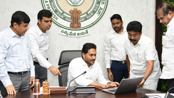 CM Jagan Assured All the Eligible Beneficiaries will get all the Schemes till the last person