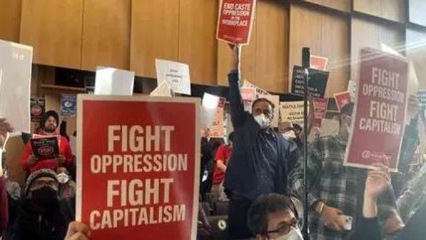  The hotel owners stopped the residents of SC Colony who went to have tiffin in the hotel in Karnataka.