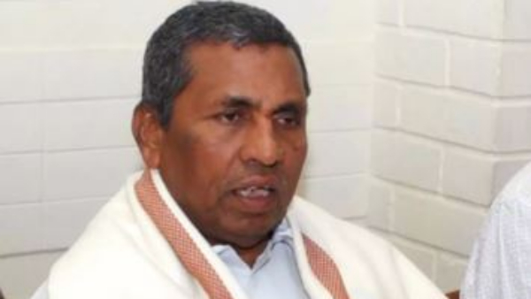 Karnataka Minister KH Muniyappa and his son-in-law face tough competition for Kolaru MP ticket Karnataka Minister KH Muniyappa and his son-in-law face tough competition for Kolaru MP ticket
