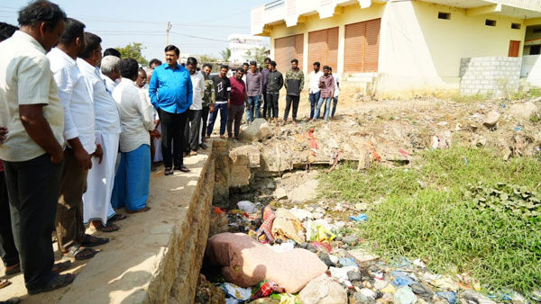 Karnataka MLA Gali Janardhan Reddy appealed to the people to promote ancient sports Karnataka MLA Gali Janardhan Reddy appealed to the people to promote ancient sports