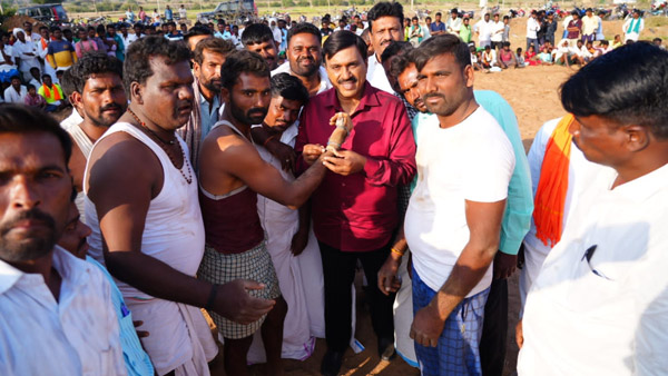 Karnataka MLA Gali Janardhan Reddy appealed to the people to promote ancient sports Karnataka MLA Gali Janardhan Reddy appealed to the people to promote ancient sports