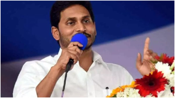 CM Jagan sesnational comments on oppostion alliances, launches Pension Hike at Kakinada