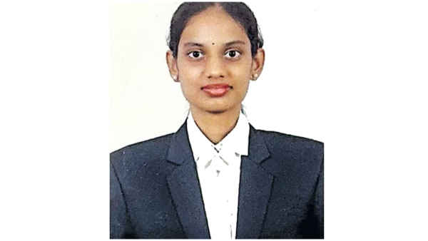 telangana young woman selected for as junior civil judge in andhra pradesh