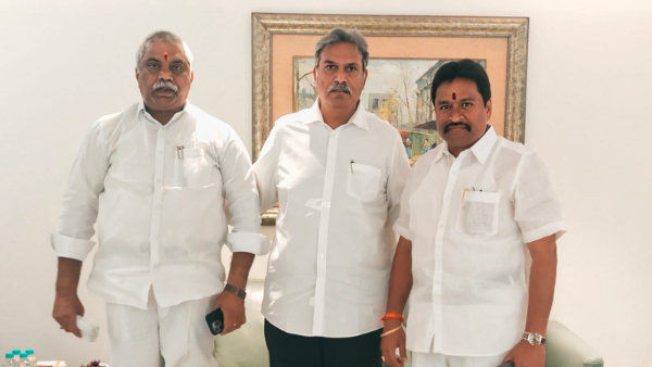 YSRCP MLAs met resigned TDP MP Kesineni Nani