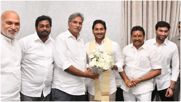 vijayawada mp kesineni nani met cm ys jagan, says chandrababu cheater, join ysrcp soon