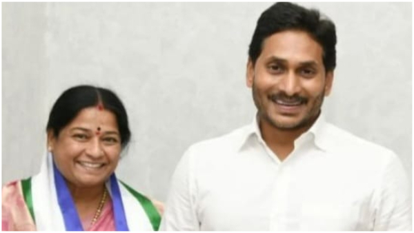 Former Bellary MP Santa joined YSRCP in the presence of CM Jagan for his political future