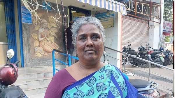 Rs. A woman who donated 7 crores of land to a government school...