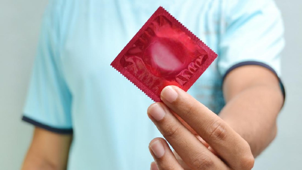 customer orders 9,940 condoms in 2023 year from Blinkit