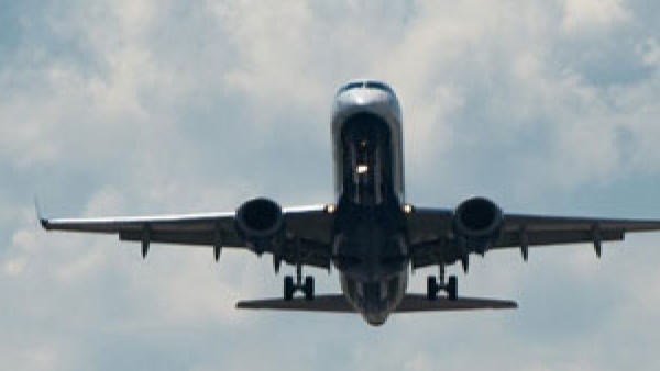 somany flight services cancelled in vizag airport