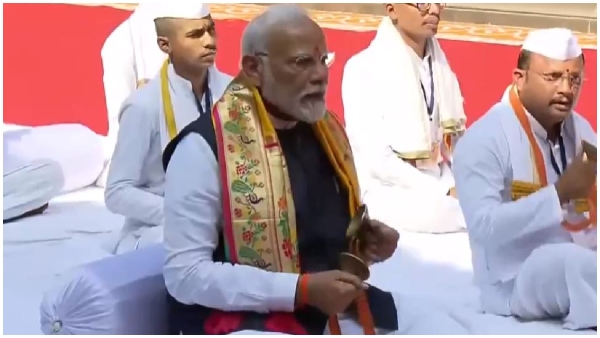 Ayodhya Ram Mandir: PM Modi offers prayers at Kalaram Mandir in Nashik