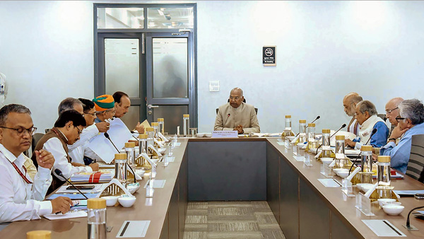 One Nation One Election: Chairman Ram Nath Kovind held consultations with Justice UU Lalit One Nation One Election: Chairman Ram Nath Kovind held consultations with Justice UU Lalit