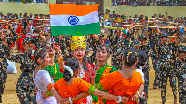 75th Republic Day 2024 celebrations Flag Hoisting parade live updates 75th Republic Day 2024 celebrations Flag Hoisting parade live updates