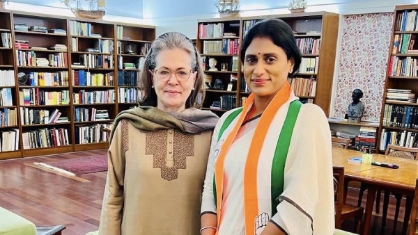 AICC Decides to nominate YS Sharmila for Rajaysabha and appoint as party Campaigner