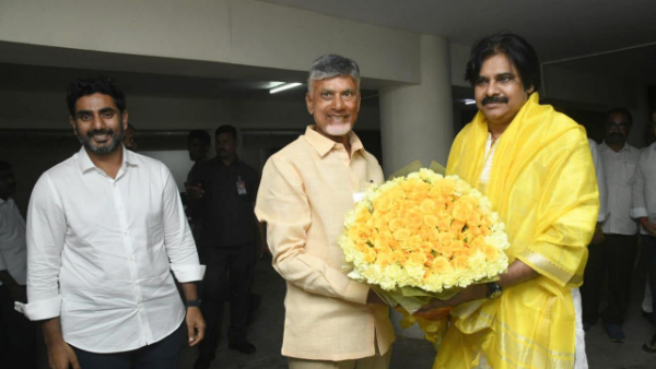 Chandrababu and Pawan Kalyan made key decisions during dinner meet in undavalli house Chandrababu and Pawan Kalyan made key decisions during dinner meet in undavalli house