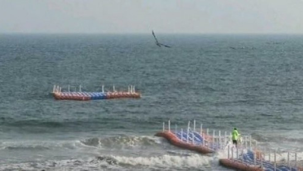  floating bridge broken in visakhapatnam rk beach
