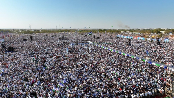 The Siddam of Rayalaseema region held by the YSRC at Rapthadu turned out to be a huge success