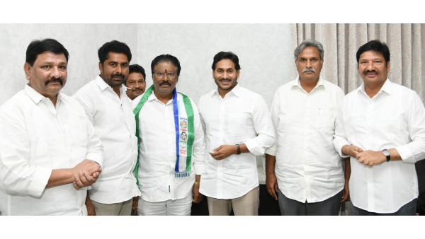 Senior TDP leader Gogula Venkata Ramana joins in YSRCP