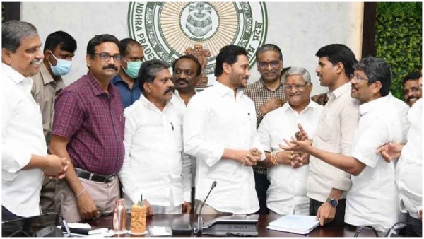 Cabinet sub committee meeting with the AP govt employees union leaders Cabinet sub committee meeting with the AP govt employees union leaders