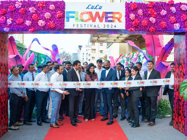 Hyderabads Lulu Mall,Kukatpally,Blossoms with Flower Festival Season 1,2024