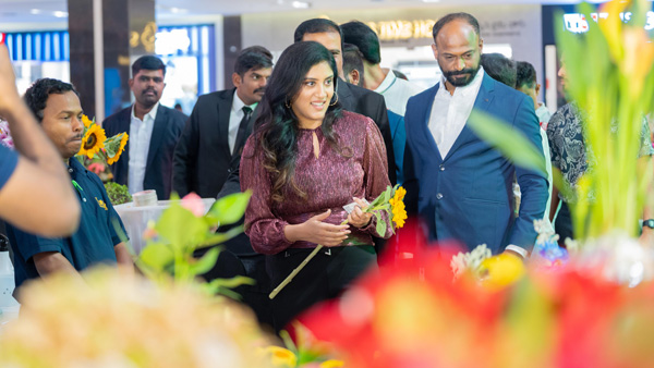 Hyderabads Lulu Mall,Kukatpally,Blossoms with Flower Festival Season 1,2024