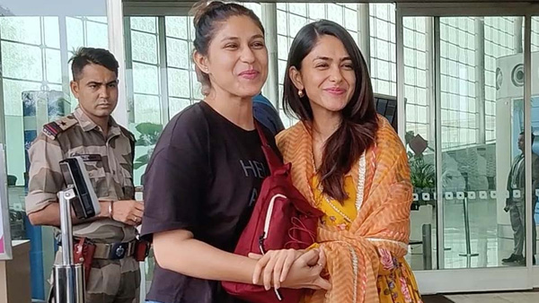 heroine mrunal thakur sister lochan thakur photos