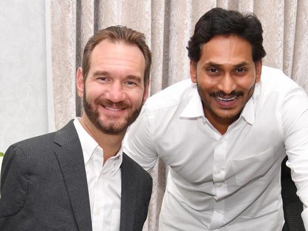 Motivational speaker Nik Vujicic praised ys Jagan mohan reddy regime in ap!!