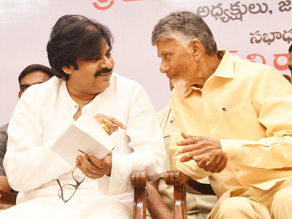 Pawan Kalyan Election Strategy Changed with Chandrababu Effect; interest on tdp Janasena candidates list!!