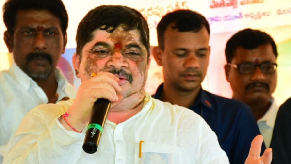 eggs attack on bandi sanjay convoy in vangara village: ponnam prabhakar fires at bjp mp eggs attack on bandi sanjay convoy in vangara village: ponnam prabhakar fires at bjp mp