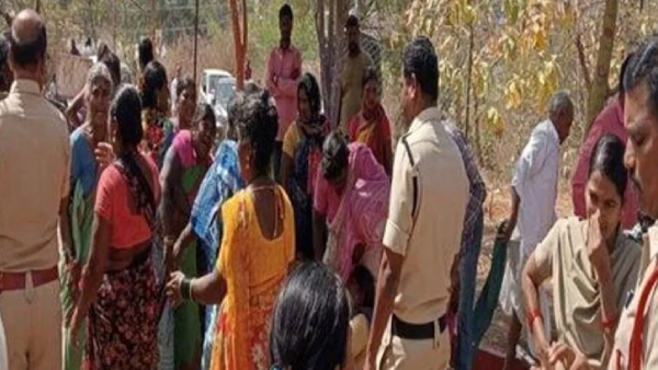 beggar fell under the lorry, died, after deputy tahsildar throws him.