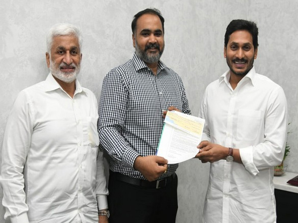 Sarat Chandra Reddy to contest from Nellore Lok Sabha as YSRCPs candidate