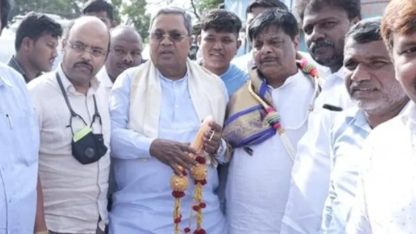 Karnataka CM Siddaramaiah is making a master plan to field his son in the Lok Sabha elections Karnataka CM Siddaramaiah is making a master plan to field his son in the Lok Sabha elections