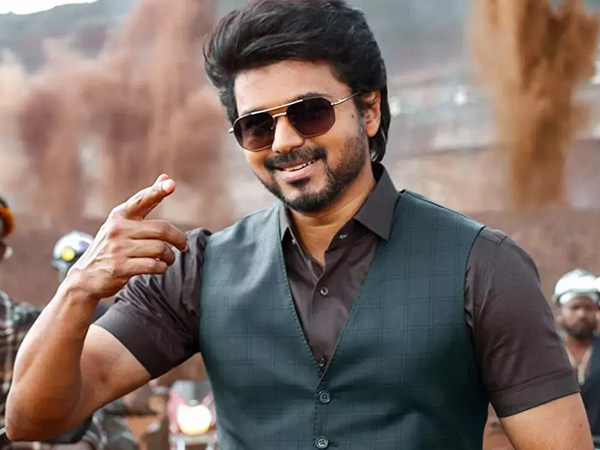  Thalapathy Vijay entry in politics will be soon..this is vijays party name!!