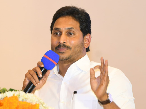 ys jagan to finalise ysrcp manifesto today, called seniors for afternoon meet ys jagan to finalise ysrcp manifesto today, called seniors for afternoon meet