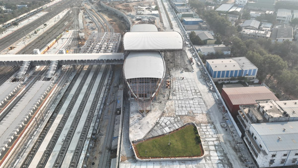 Charlapalli Railway terminal works come to an end benefit east Hyderabad