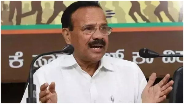 BJP high command offered to give Chikkabellaram MP ticket to former CM Sadananda Gowda