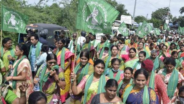 Break to the capital Amaravati movement Sensational decision of Amaravati farmers
