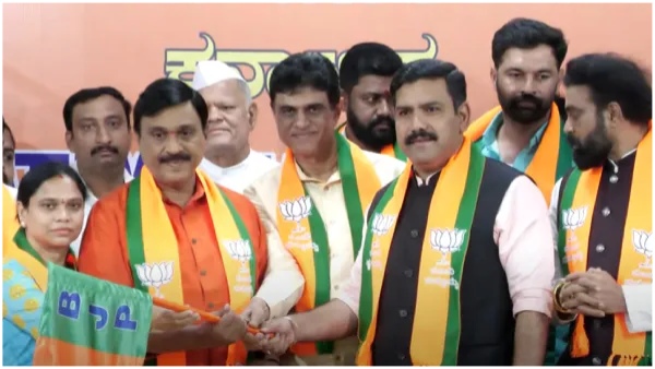 Karnataka former minister Gali Janardhan Reddy officially joined BJP