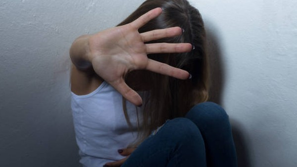 A young woman who quit her job in a bank and was stealing valuable laptops was arrested in Bengaluru A young woman who quit her job in a bank and was stealing valuable laptops was arrested in Bengaluru