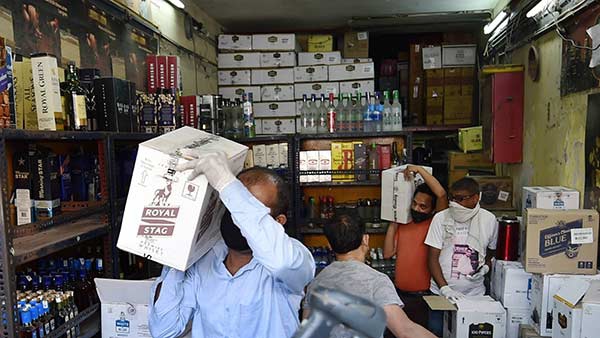 liquor shops will be closed from 6 pm today to 26th evening in Hyderabad