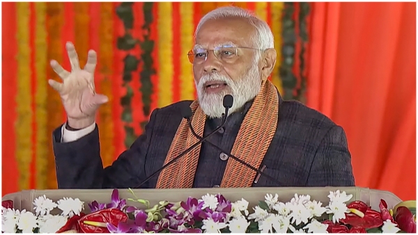 PM Modi in Srinagar for the first time after the abrogation of Article 370 inaugurates development works