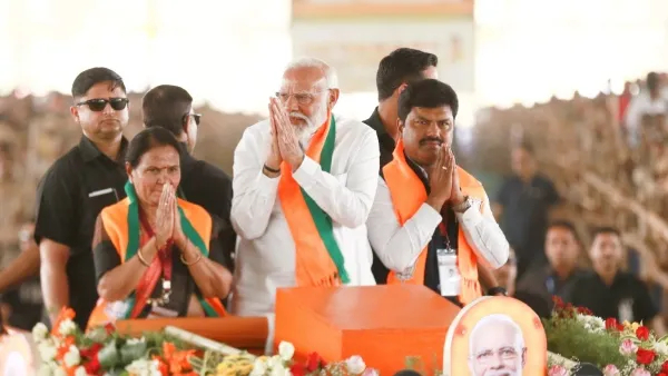 PM Narendra Modi made sensational comments that there are five CMs in Karnataka