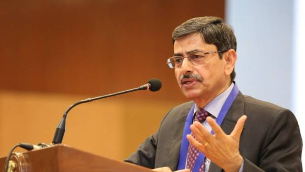 cji serious on tamilnadu governor for refusing to re-induct dmk leader as minsiter put deadline