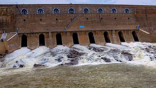 The Mettur Dam built in Tamil Nadu across the Kaveri River is overflowing