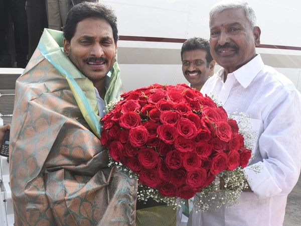 Minister Peddireddy Ramachandra Reddy is paying more attention to Tamballapalle constituency Minister Peddireddy Ramachandra Reddy is paying more attention to Tamballapalle constituency