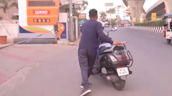 Fuel pumps in Rajasthan wear a deserted look after the strike began