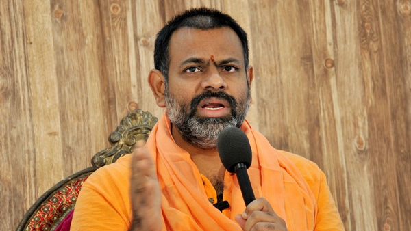 Paripurnanda Swamy to contest as independent for Hindupur Loksabha may effect NDA candidate