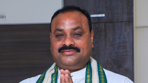 big relief to ap tdp chief atchannaidu as hc order against hasty steps in skill case
